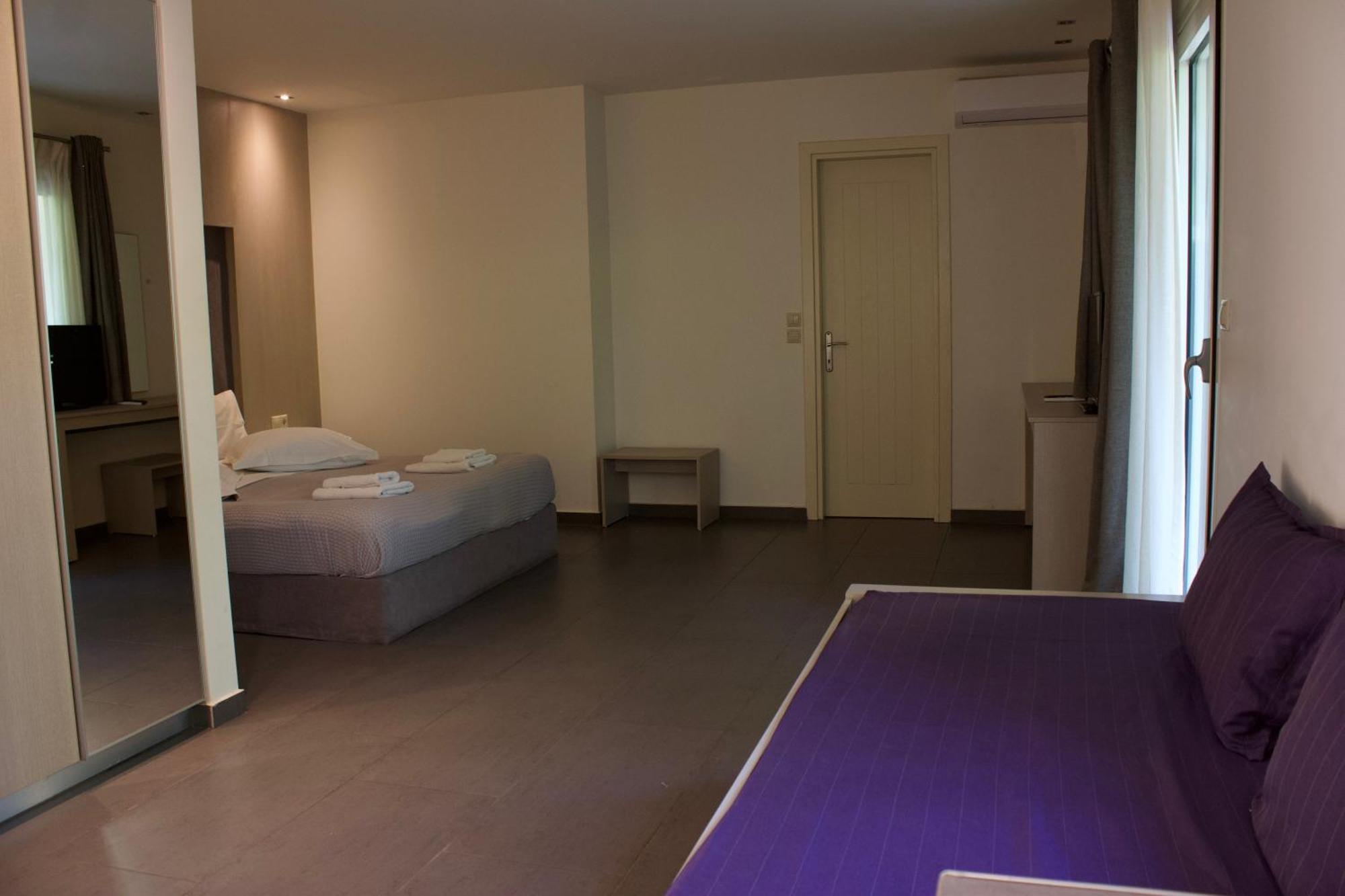 Makris Yialos Apartments Ласі Екстер'єр фото